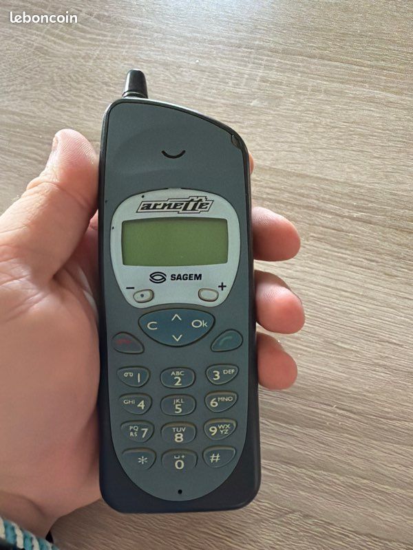 Téléphone Fixe Sagem D15T Sur Base - Noir - Occasion Très Bon état - Fabriqué En France