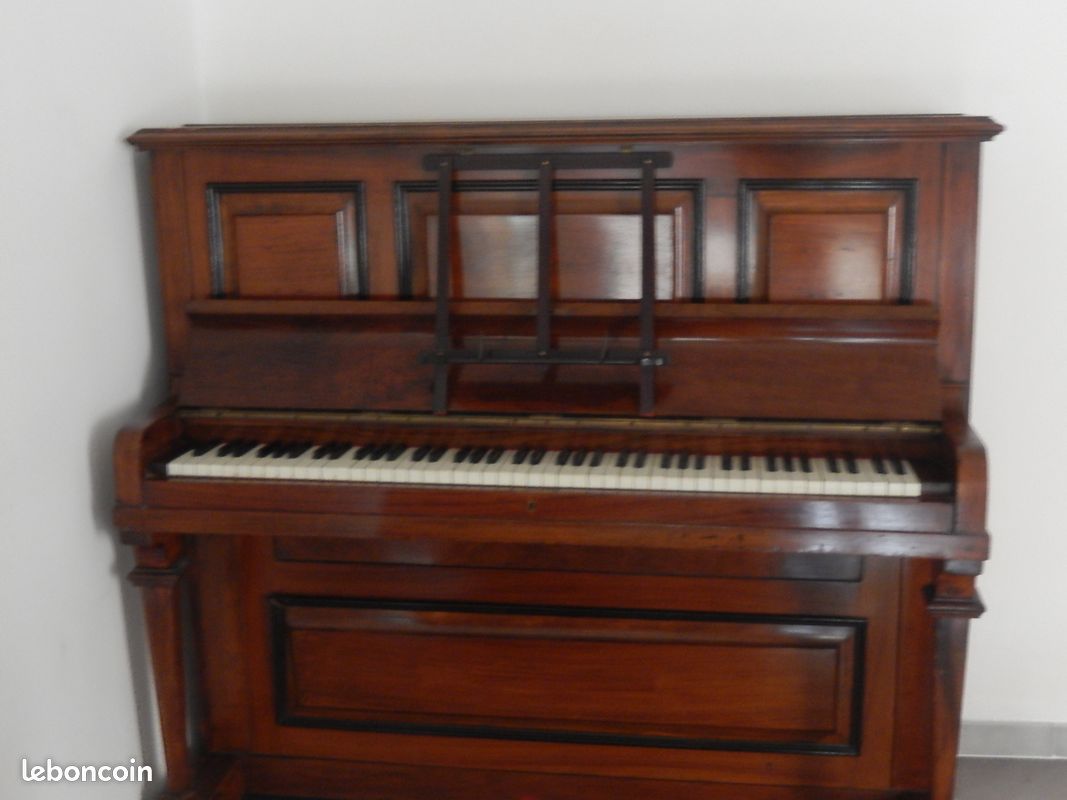 Piano d étude droit (image 1)