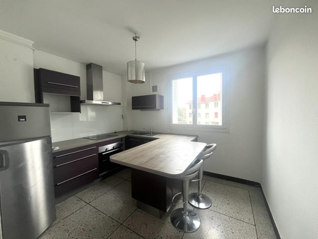 Appartement 3 pièces 78 m² · à Clermont-Ferrand · 78 m² · 795 €