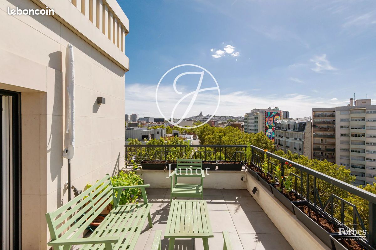 Appartement 5 pièces 119 m² · à Paris · 119 m² · 1 055 000 €