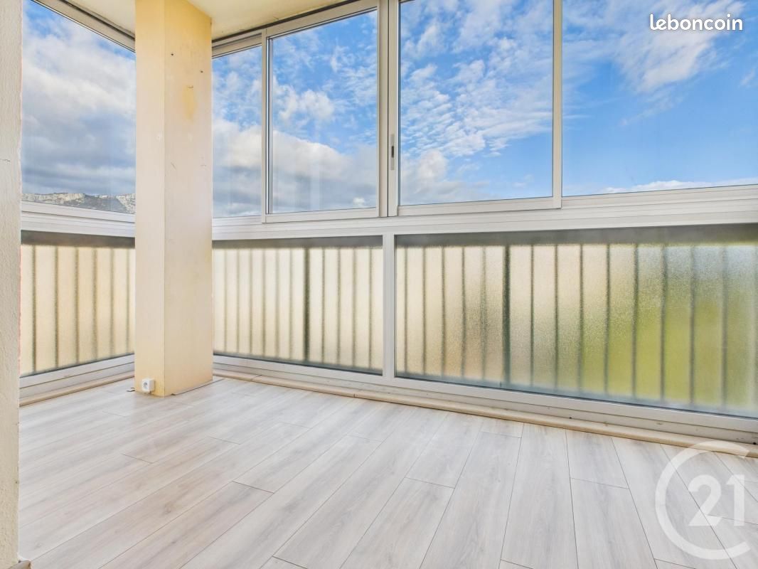 Appartement 4 pièces 77 m² · à La Valette-du-Var · 77 m² · 199 900 €