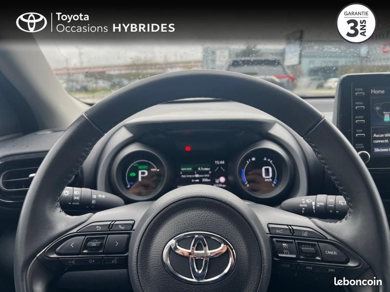 Toyota Yaris 116h Design 5p MY22 (image 13)