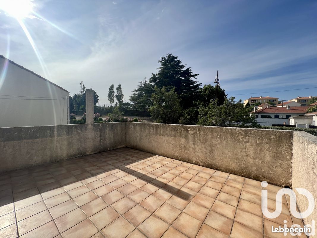 Appartement 3 pièces 60 m² · à Port-de-Bouc · 60 m² · 910 €