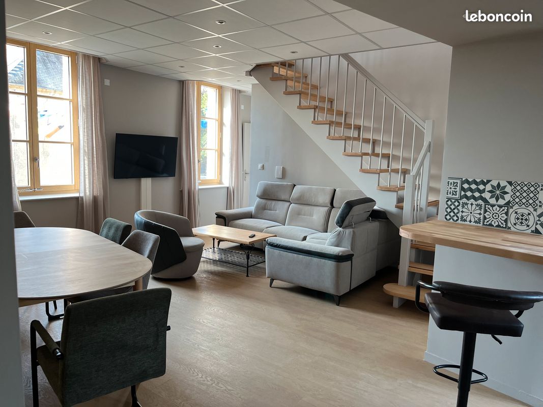 Maison 4 pièces 94 m² · à Bricquebec-en-Cotentin · 94 m² · 1 350 €