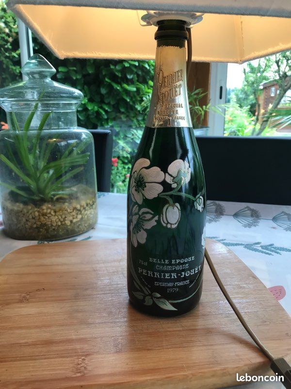 Lampe bouteille de champagne 1979 Perrier-jouët 75ml collector (image 2)