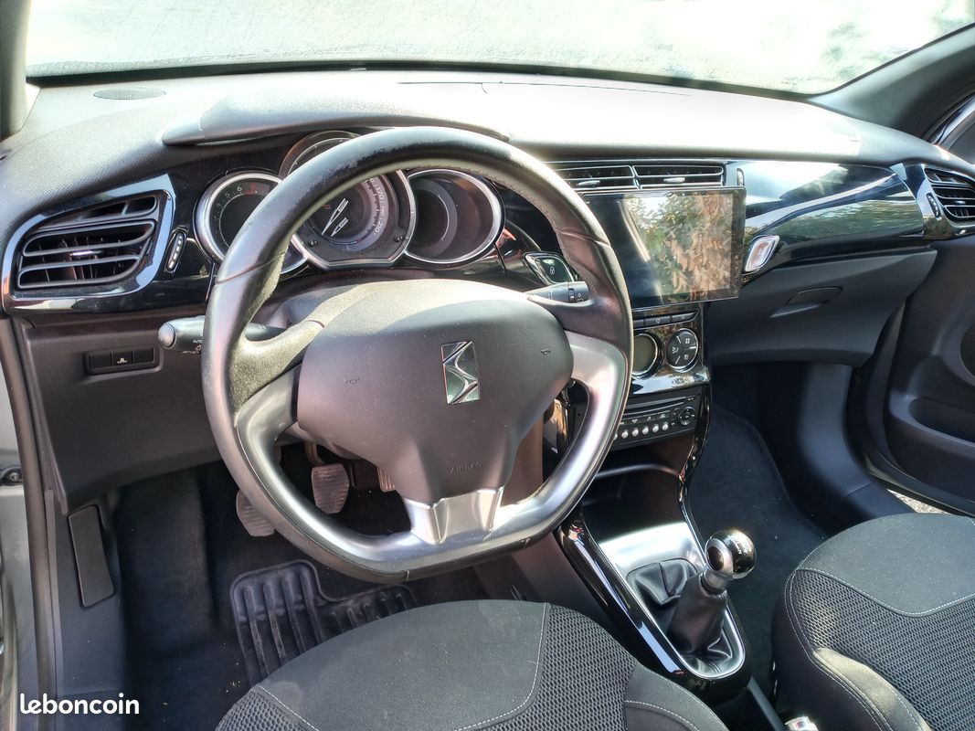 Citroen ds3 so chic vti 120 (image 3)