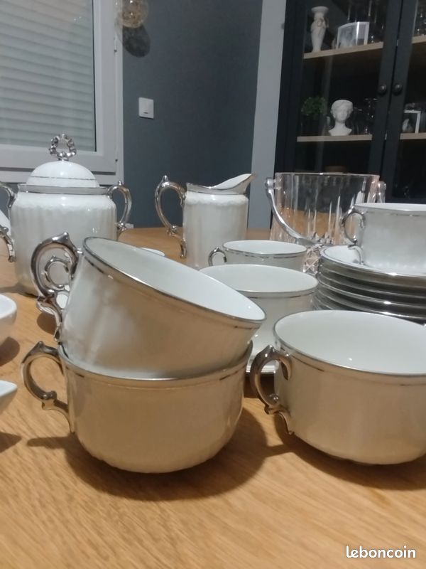 Service à café / thé en porcelaine (image 3)