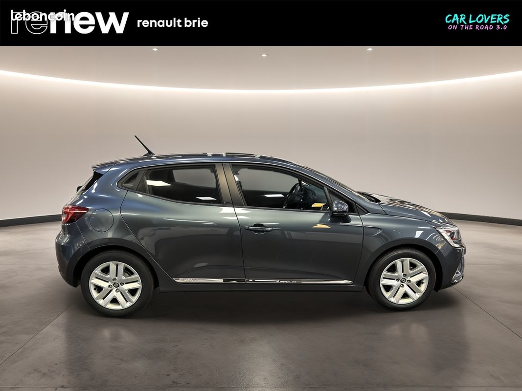RENAULT Clio E-Tech 140 - 21 Business (image 6)