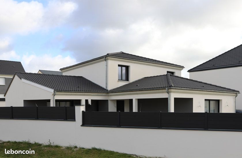 Maison 5 pièces 129 m² · à Faverolles-Et-Coëmy · 129 m² · 303 900 €