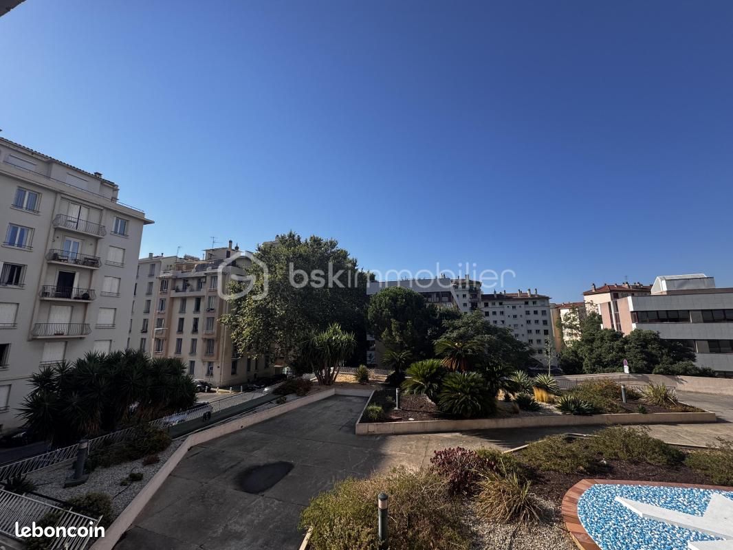 Appartement 3 pièces 65 m² · à Toulon · 65 m² · 148 000 €
