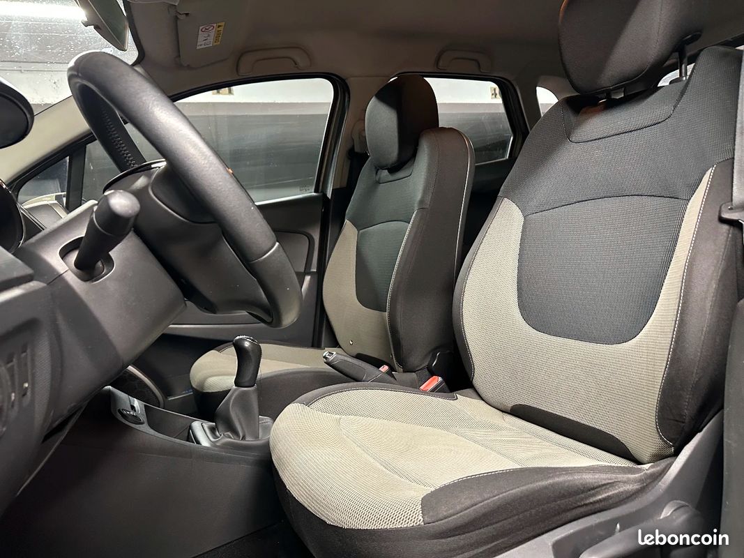 RENAULT CAPTUR dCi 90 Energy S&S eco² Zen 7580 (image 12)