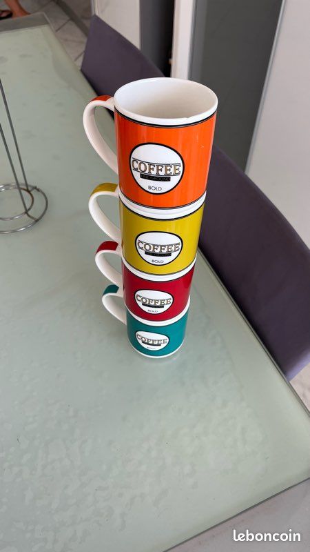 4 tasses trend’up avec le support gain de place (image 1)