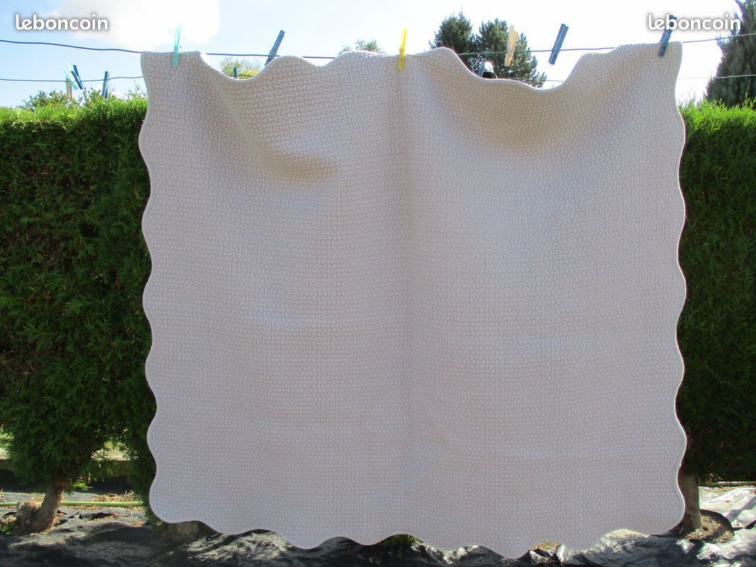 Couverture ou couvre lit (image 3)