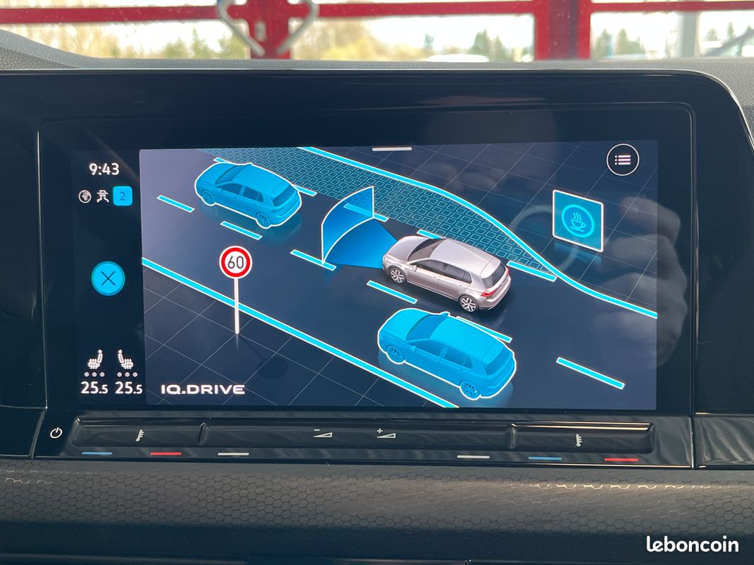 Volkswagen golf 8 gtd 2,0 tdi 200 dsg7 toit panoramique attelage gps camera dcc acc apple carplay regulateur adaptatif limiteur keyless iq drive jante 18 digital cockpit matrix led excellent etat (image 9)