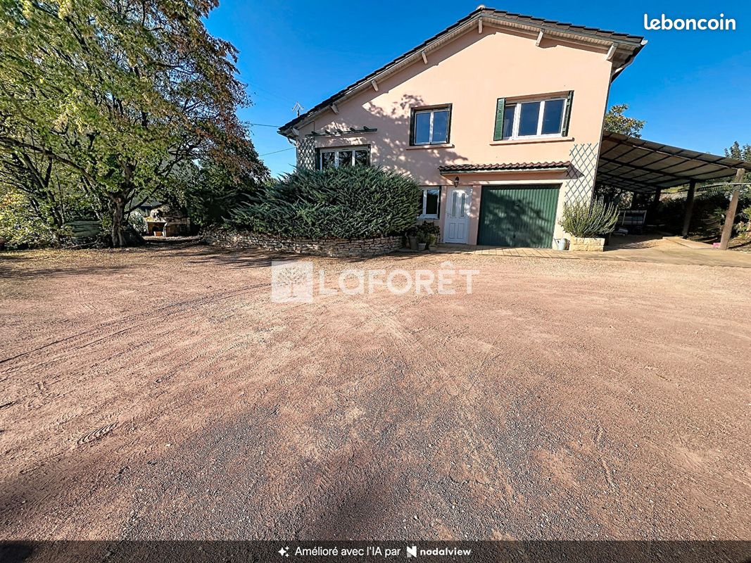 Maison 5 pièces 110 m² · à Prissé · 110 m² · 219 000 €