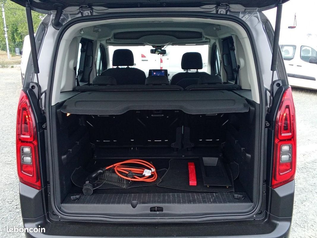 CITROEN BERLINGO e-Taille M 136 ch 50kWh Automatique Feel (image 19)