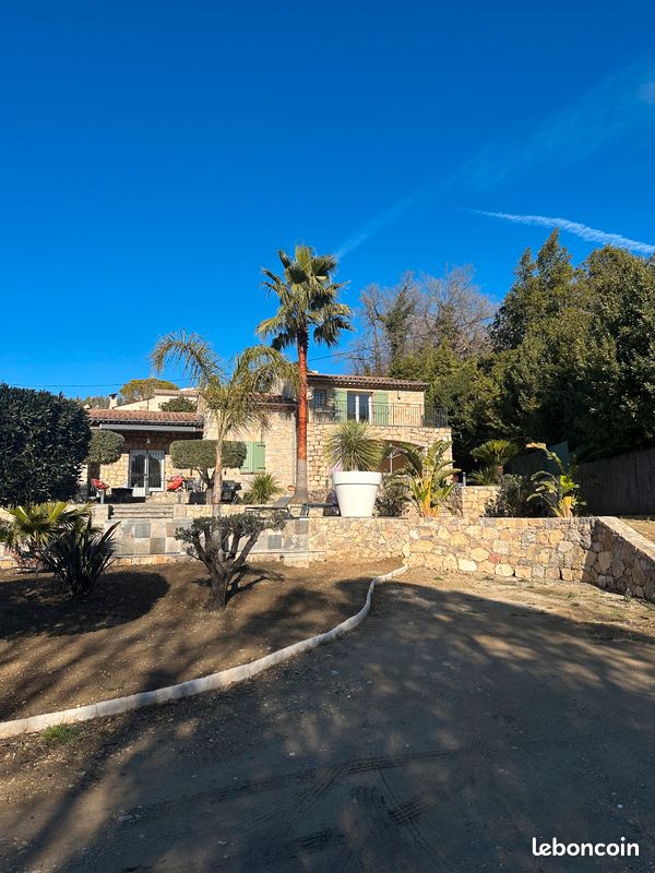 Maison 5 pièces 170 m² · à Fayence · 170 m² · 1 200 000 €
