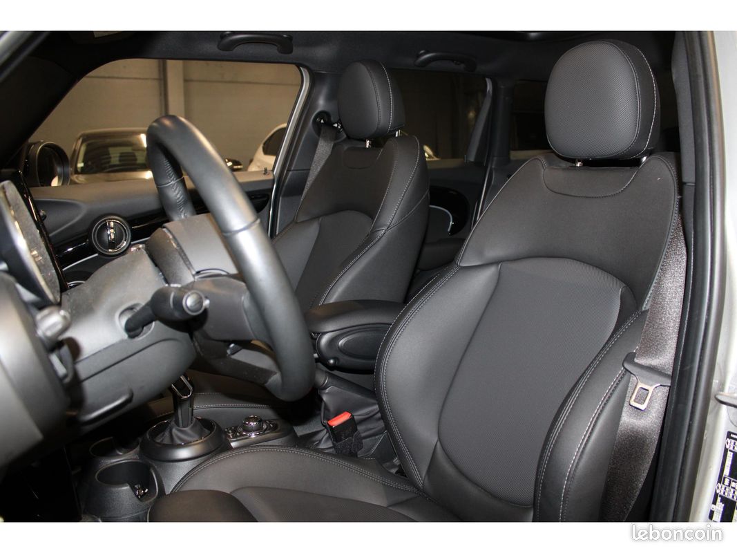MINI MINI Cooper 1.5i 136 Edition Premium Plus Phase 3 Suivi Parfait État (image 28)