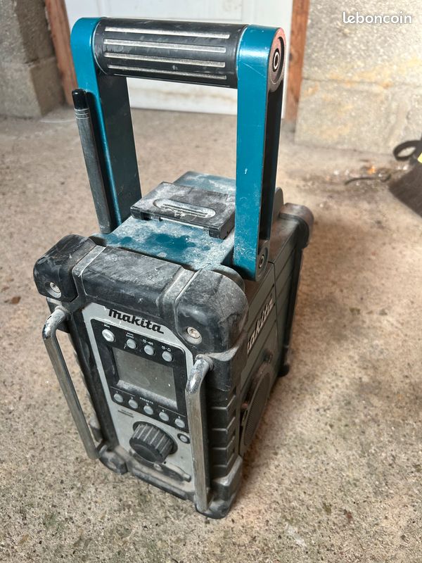 📻 Radio de chantier Makita (image 1)