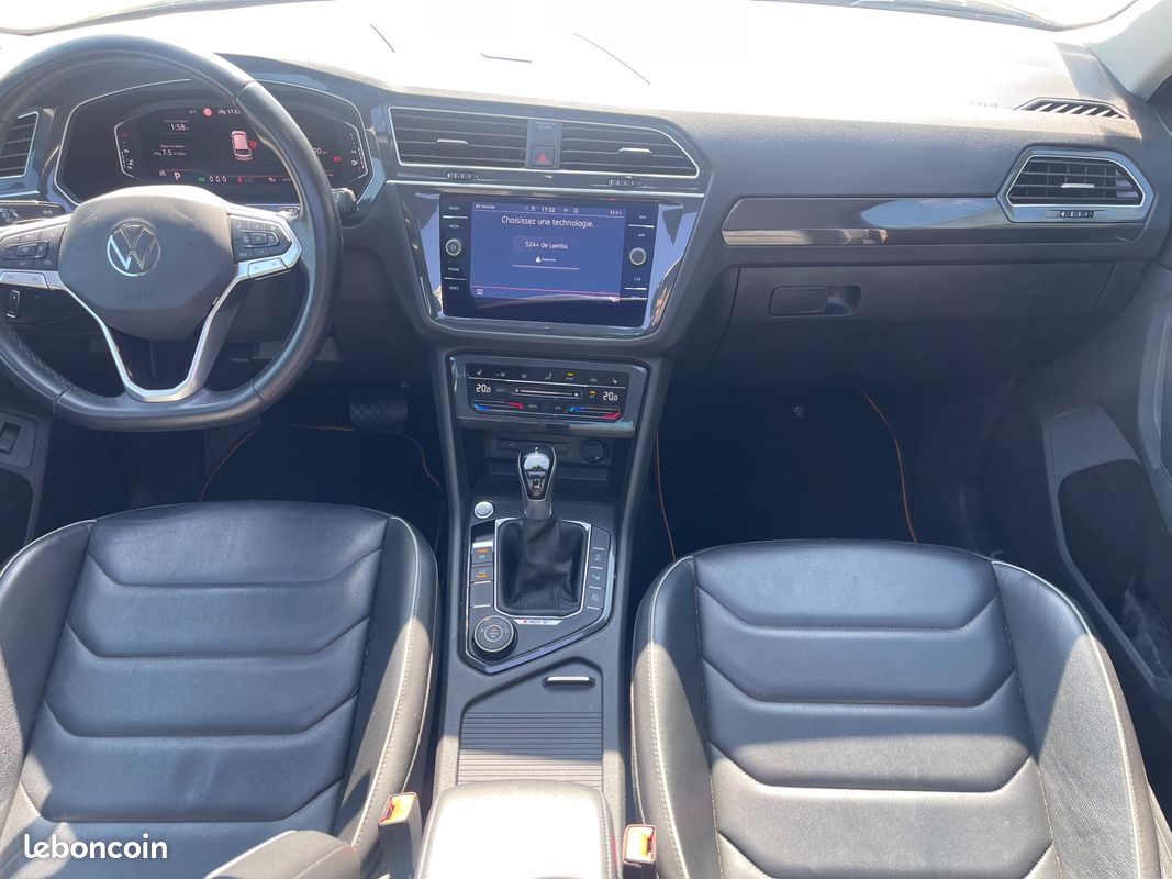 VOLKSWAGEN TIGUAN 2.0 TDI 200 CH ELEGANCE 4MOTION DSG BVa (image 12)