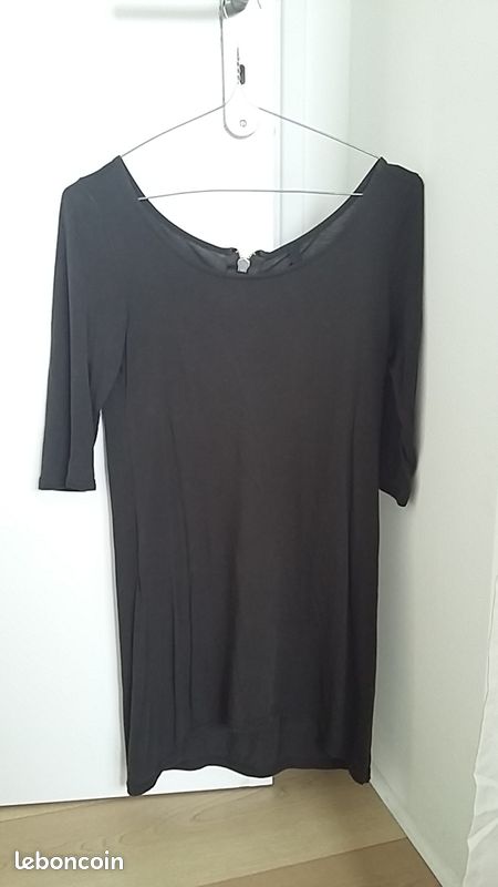 Jupes et robes tres bon etat (image 9)