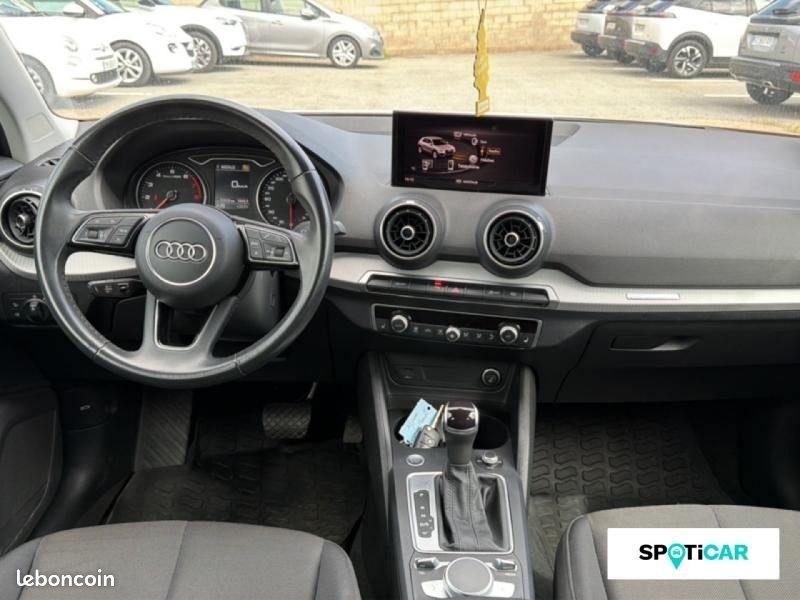 Audi Q2 35 TFSI 150ch Design S tronic 7 (image 8)