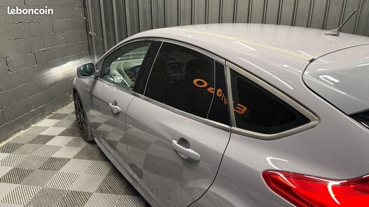 FORD FOCUS 2.3 ECOBOOST 350 RS 4X4 START-STOp (image 9)