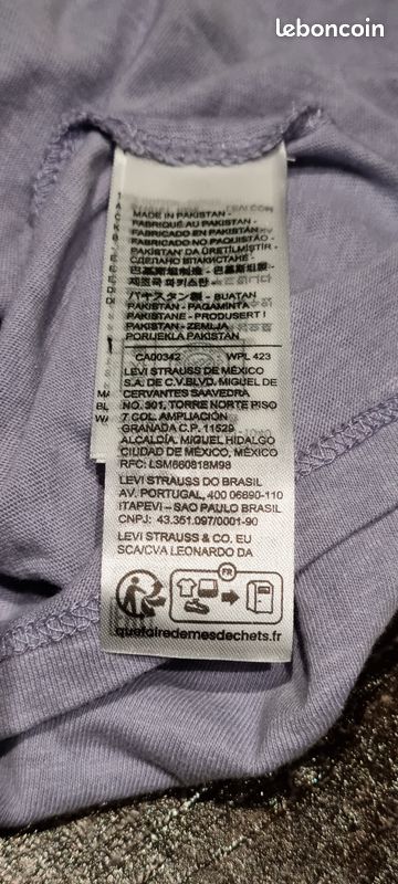 T-shirt col V Levi's (image 3)