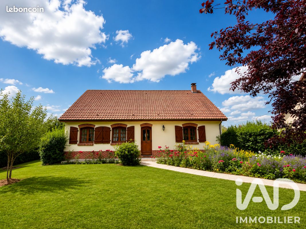 Maison 7 pièces 135 m² · à Quincampoix · 135 m² · 350 000 €