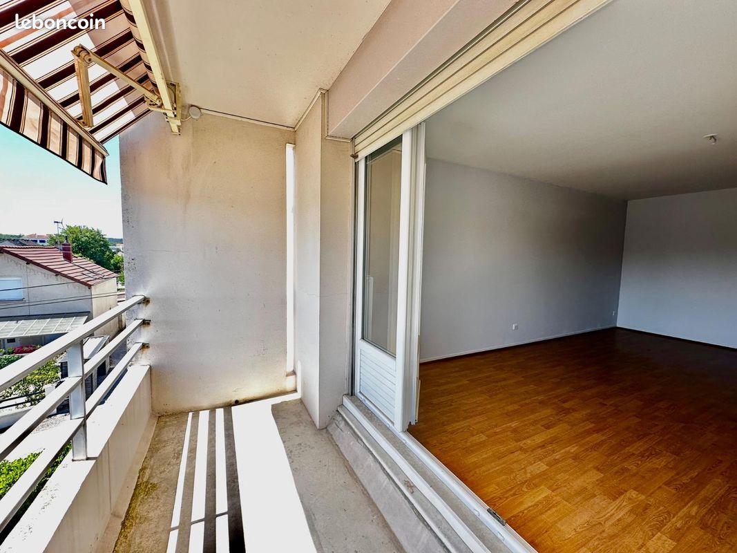 Appartement 4 pièces 81 m² · à Dole · 80,5 m² · 141 000 €
