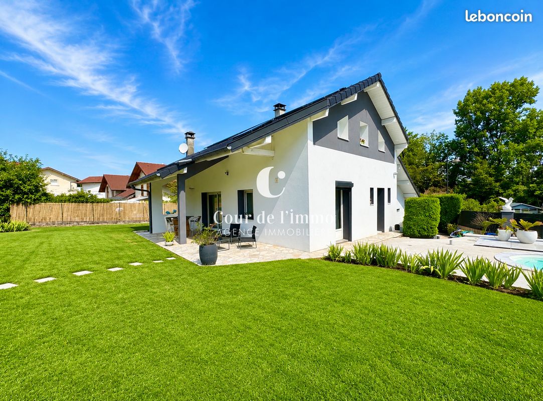 Maison 5 pièces 124 m² · à Vétraz-Monthoux · 124 m² · 755 000 €