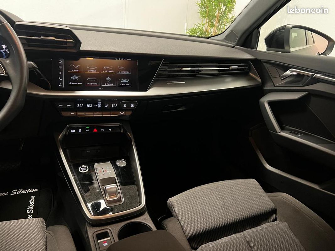 AUDI A3 SPORTBACK 40 TFSI-e 204ch S-Tronic - Hybride rechargeable -1°main - Suivi Audi Monaco (image 17)