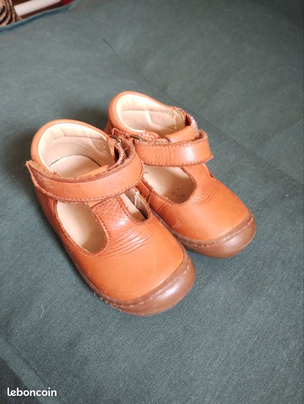 Chaussures bébé Tichoups taille 19 Chaussures