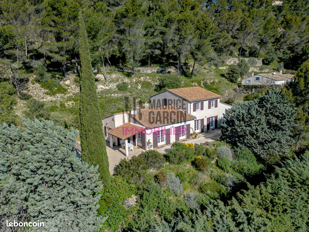 Maison 7 pièces 200 m² · à Beaumes-de-Venise · 200 m² · 499 000 €