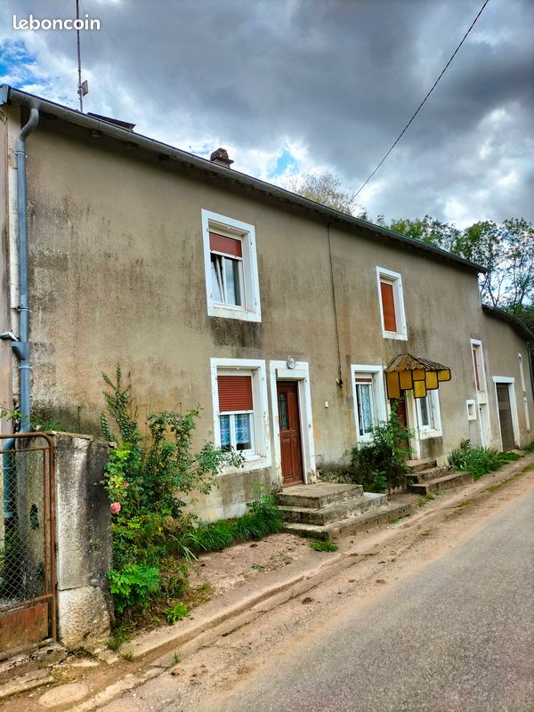 Maison 6 pièces 150 m² · à Gondrecourt-le-Château · 150 m² · 85 000 €