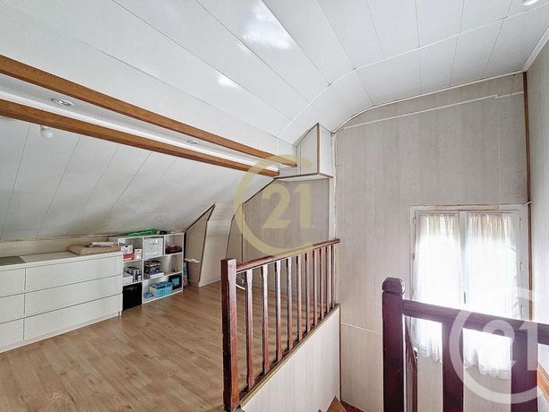 Maison a vendre  - 5 pièce(s) - 84 m2 - Surfyn