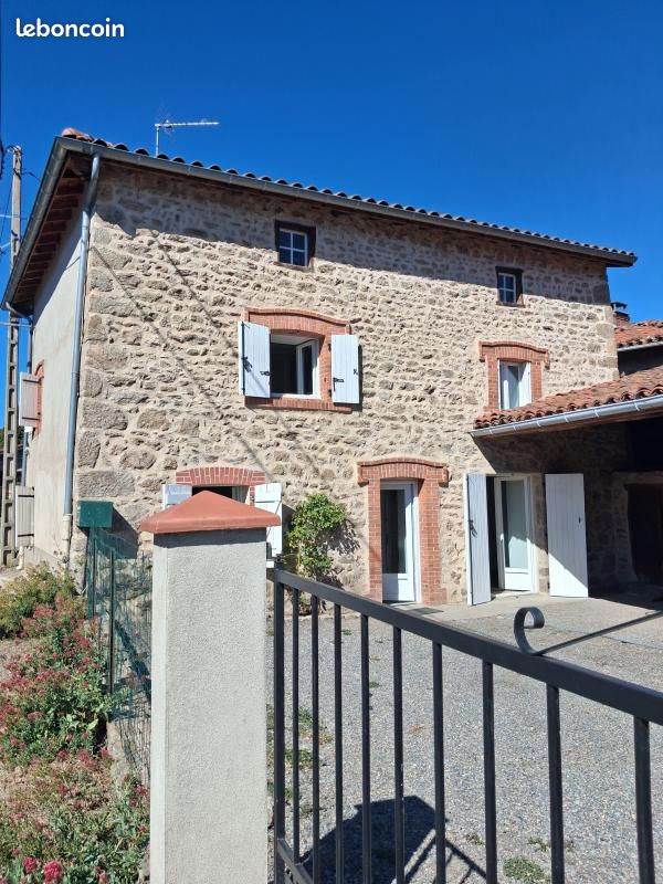 Maison 4 pièces 85 m² · à Saint-Bonnet-le-Courreau · 85 m² · 565 €/mois