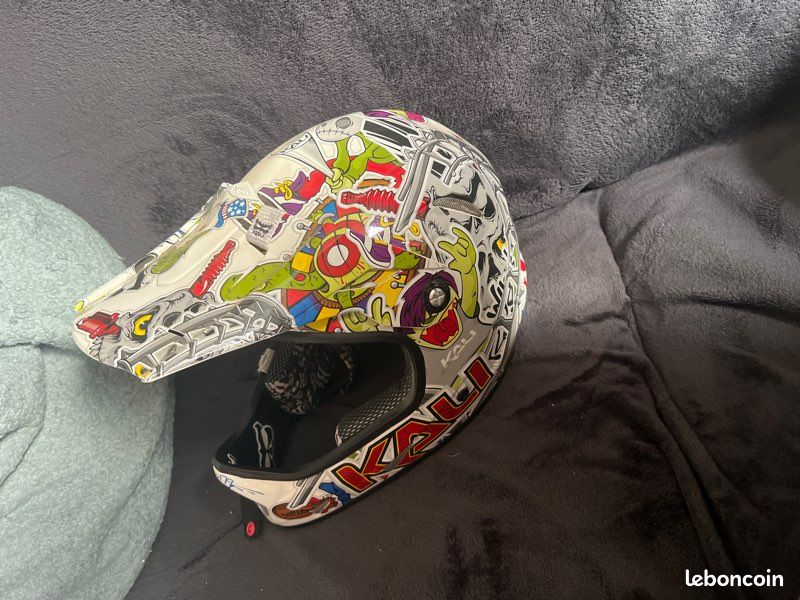 Casque bmx race (image 1)