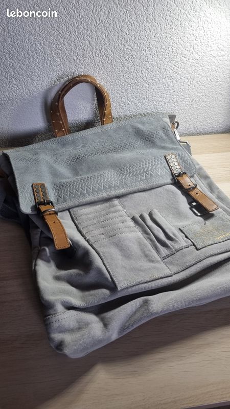 Sac Week-End DIESEL Vintage En Toile Violette - Occasion En Parfait état