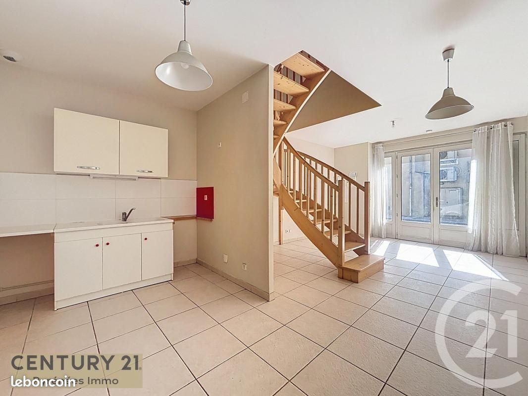 Appartement 3 pièces 61 m² · à Martres-Tolosane · 61 m² · 560 €