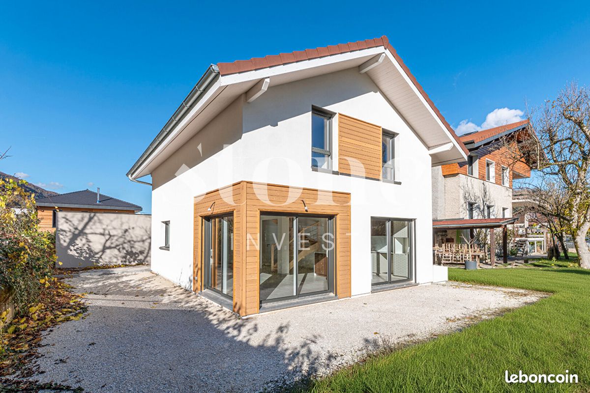 Maison 5 pièces 120 m² · à Sevrier · 120 m² · 779 000 €