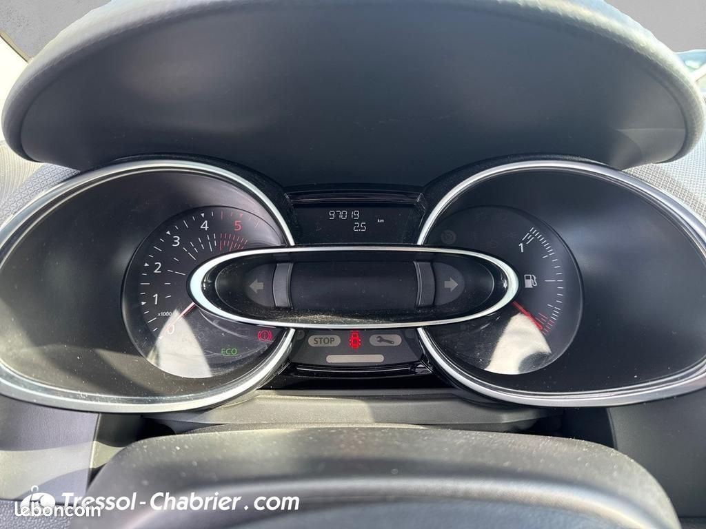 Renault Clio IV SOCIETE DCI 75 ENERGY E6C AIR (image 14)