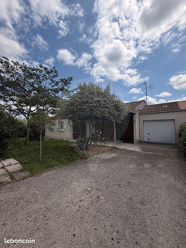 Maison 4 pièces 97 m² · à Saintes · 97 m² · 288 750 €