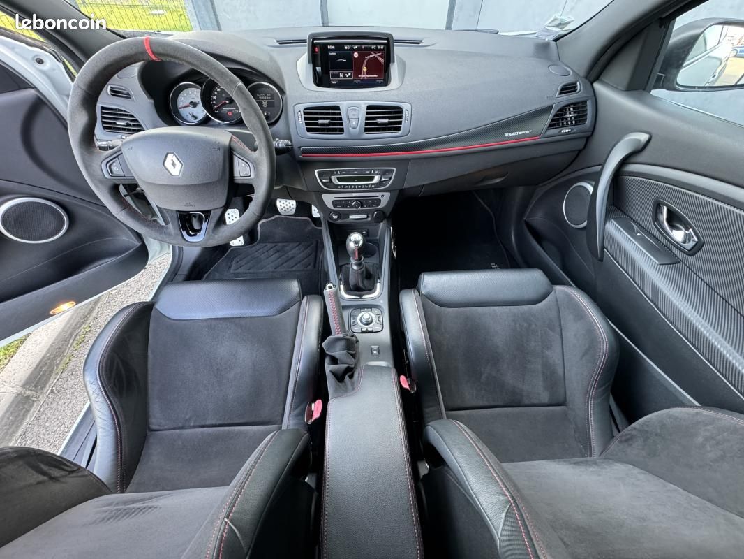 Renault Mégane Coupé III 2.0 275 RS Trophy (image 11)