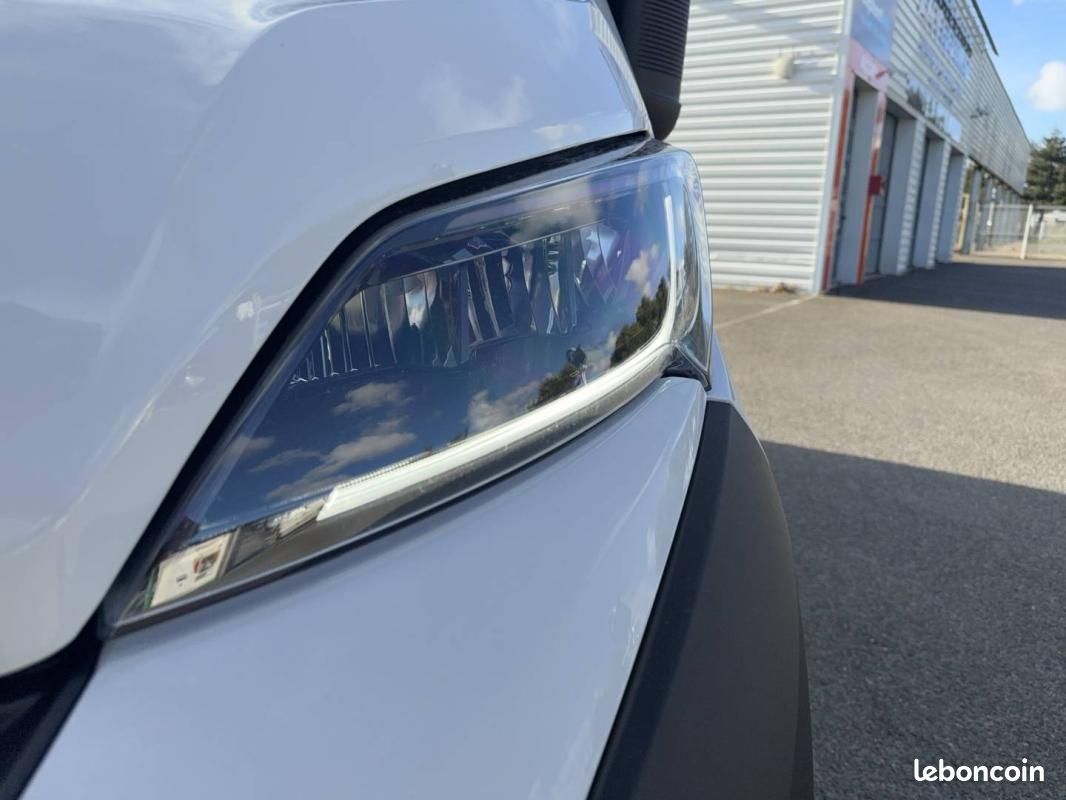 Citroën Jumper FOURGON FGN 3.3T D L2H2 140 CH MANUELLE (image 16)