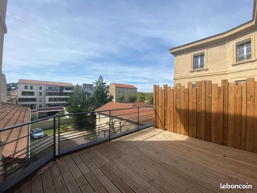 Appartement a louer romans-sur-isere - 4 pièce(s) - 132 m2 - Surfyn