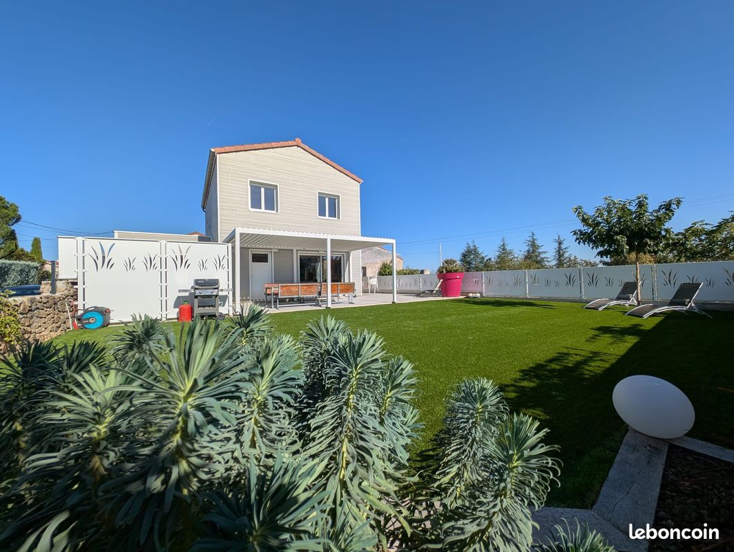 Maison 6 pièces 160 m² · à Roiffieux · 160 m² · 299 000 €
