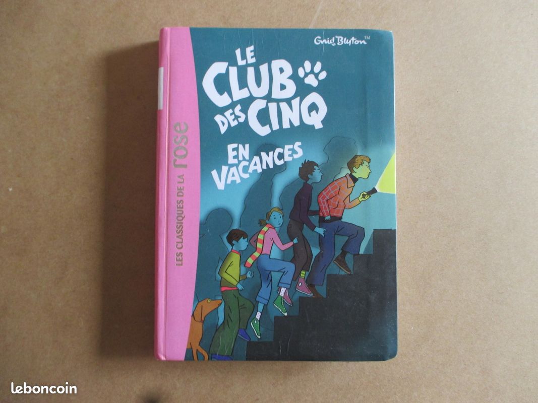 Livre Le club des cinq en vacances - 8 à 12 ans - Bibliothèque Rose (image 1)
