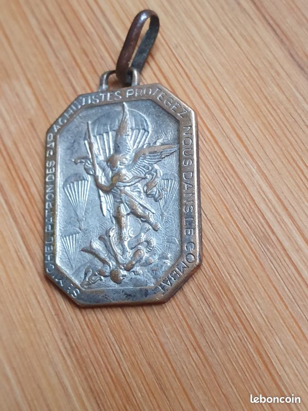 Lot De 3 Médailles Anciennes En Argent XIXe Siècle - Saint Michel, Sainte Honorine...