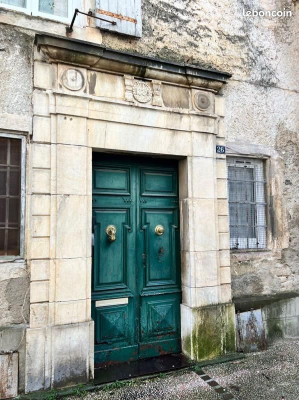 Maison 11 pièces 392 m² · à Saint-Pons-de-Thomières · 392 m² · 230 000 €